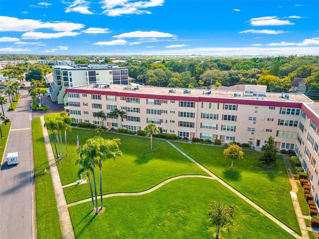 9950 62ND TERRACE N UNIT 114 ST PETERSBURG, FL 33708