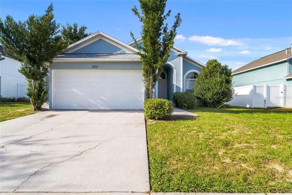 223 RONALDALE AVENUE HAINES CITY, FL 33844