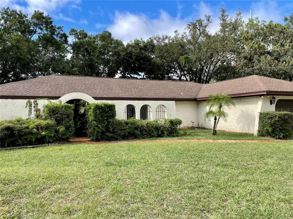 8308 VALLEJO PLACE TAMPA, FL 33614