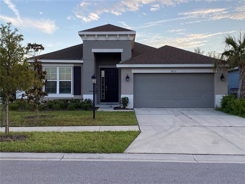 7913 SILVER CLOVER COURT RIVERVIEW, FL 33578
