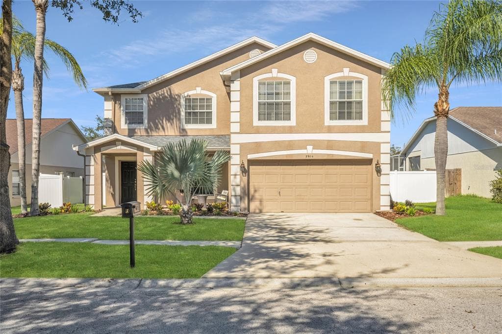 5914 FALCONWOOD PLACE LITHIA, FL 33547
