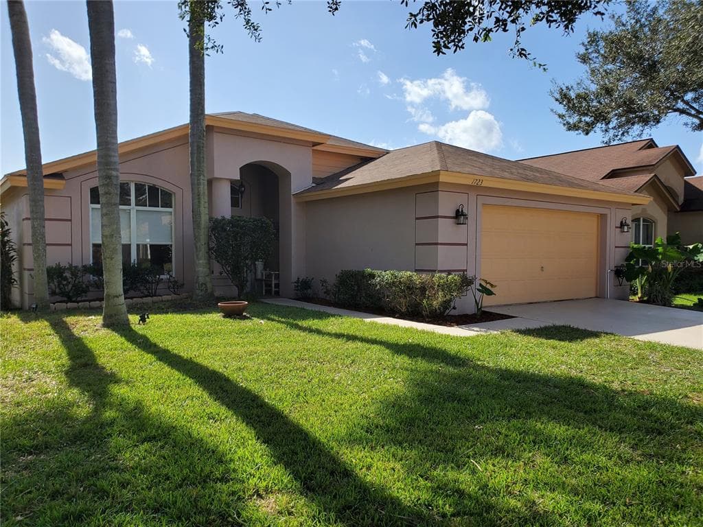 1723 WESTERLY DR BRANDON, FL 33511