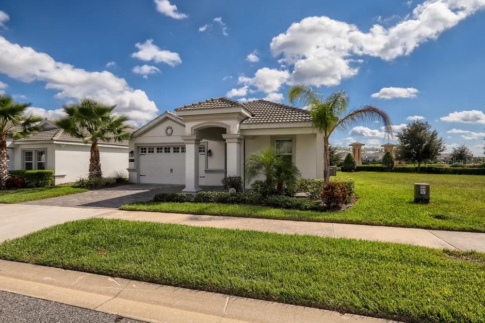 1475 BUNKER DRIVE CHAMPIONS GATE, FL 33896