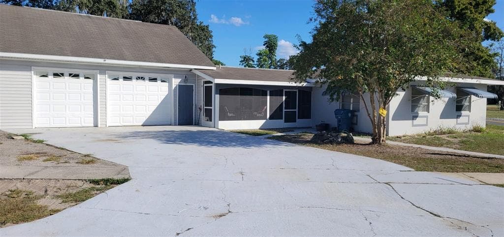 400 HOLLYHOCK LANE SPRING HILL, FL 34606