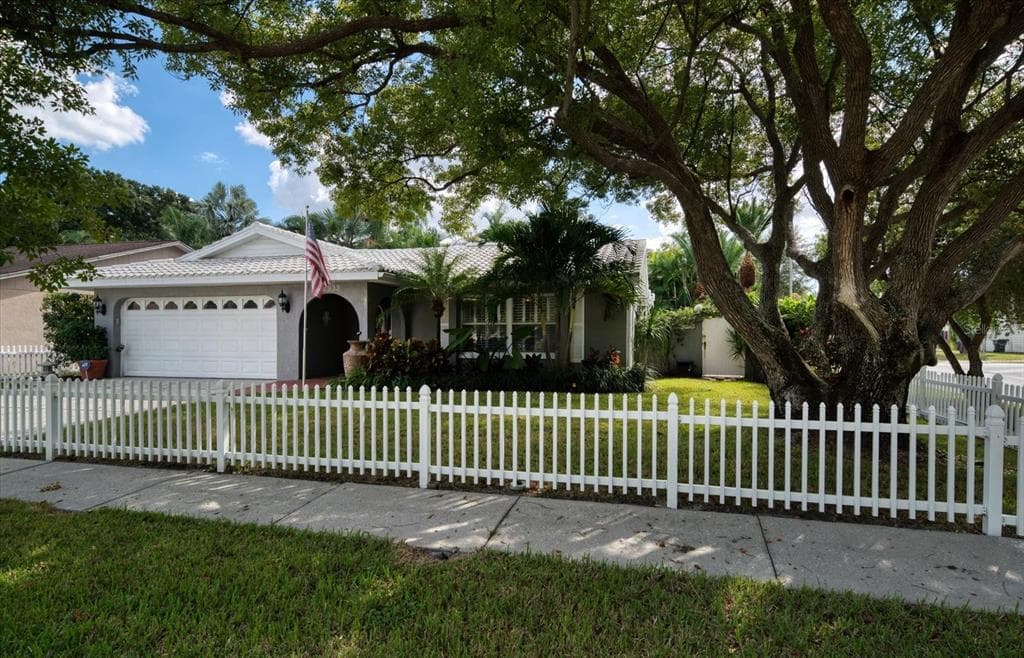 12933 128TH AVENUE LARGO, FL 33774