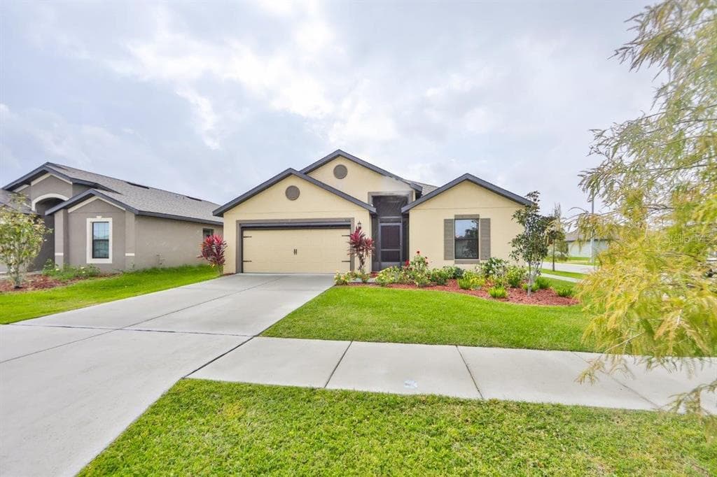1001 WYNNMERE WALK AVENUE RUSKIN, FL 33570