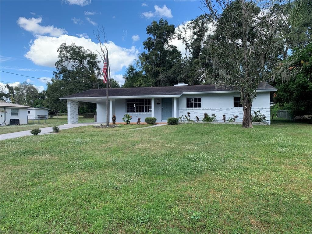 13814 MEADOW OAKS DRIVE DOVER, FL 33527