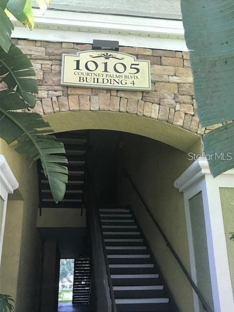 10105 COURTNEY PALMS BOULEVARD UNIT 304 TAMPA, FL 33619
