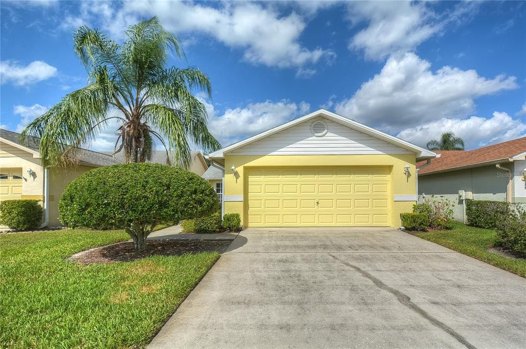 6106 GENTLE BEN CIRCLE WESLEY CHAPEL, FL 33544
