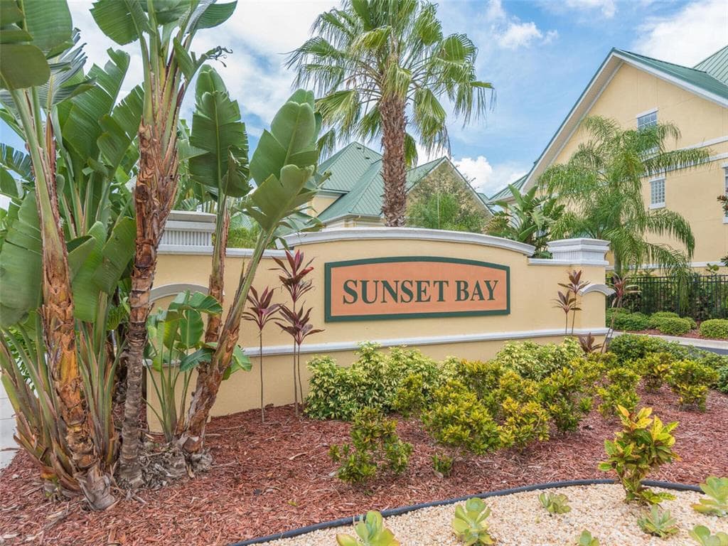 6428 SUNSET BAY CIRCLE APOLLO BEACH, FL 33572