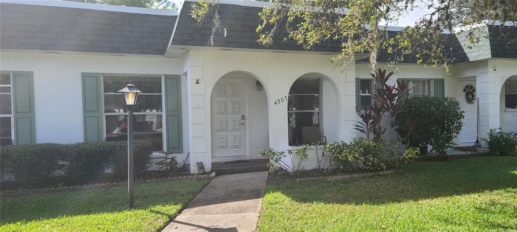 4207 34TH AVENUE DRIVE W BRADENTON, FL 34205