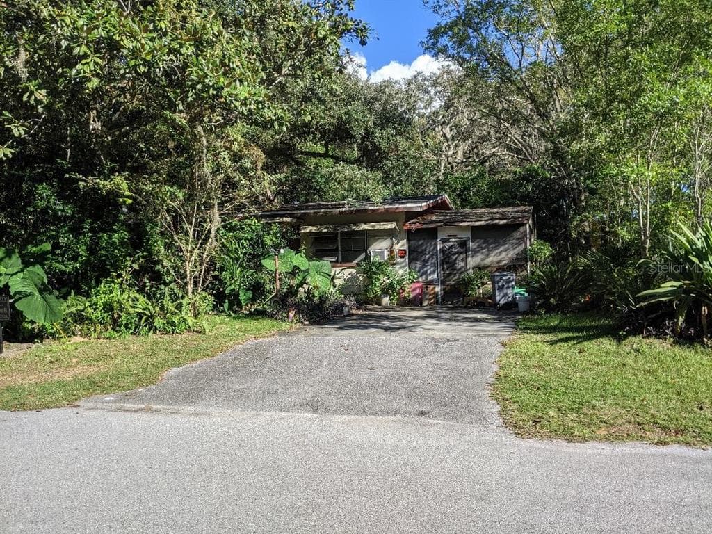 15220 SPOKANE ROAD SPRING HILL, FL 34610