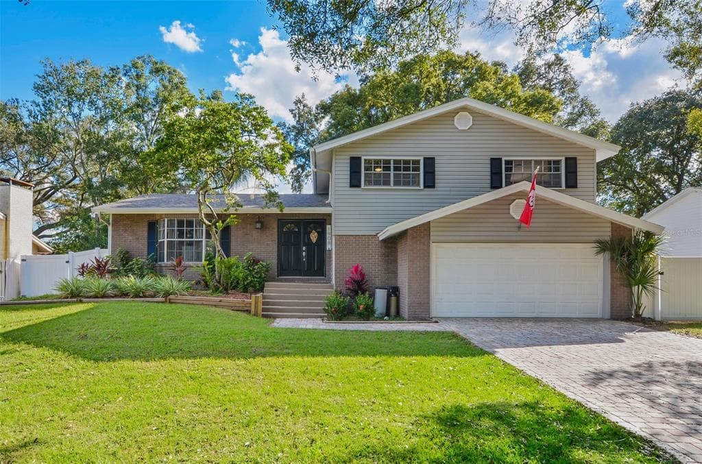 1908 RED FOX LANE BRANDON, FL 33510