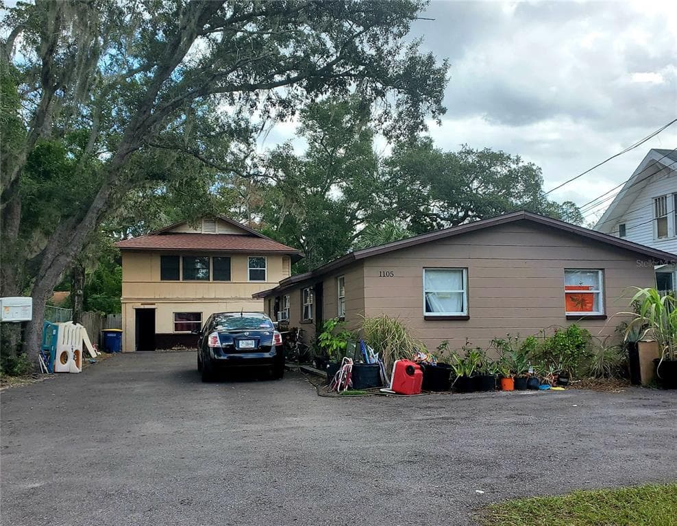 1105 S PROSPECT AVENUE CLEARWATER, FL 33756