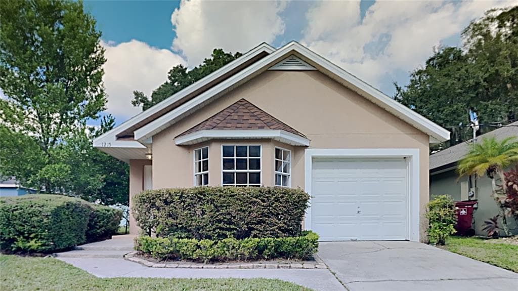 1215 CATHERINE STREET ORLANDO, FL 32801