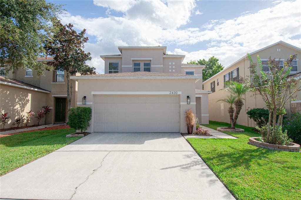 2430 SILVERMOSS DRIVE WESLEY CHAPEL, FL 33544