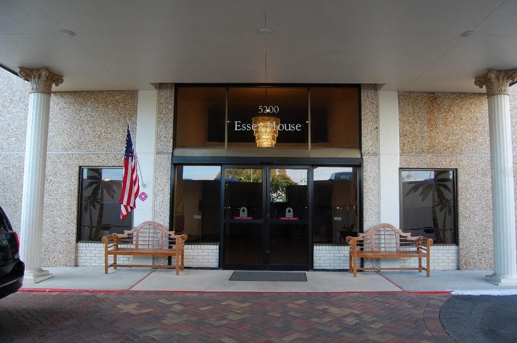5200 BRITTANY DRIVE S UNIT 201 ST PETERSBURG, FL 33715