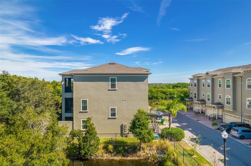 10075 BAYOU GRANDE AVENUE SEMINOLE, FL 33772