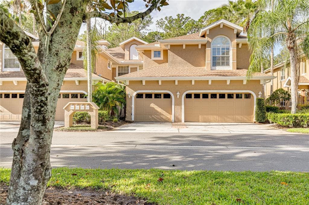 4234 PRESERVE PLACE UNIT 6B PALM HARBOR, FL 34685