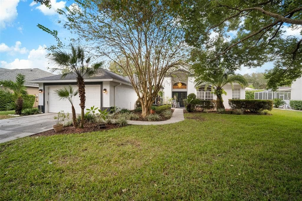 3510 AUTUMN GLEN DRIVE VALRICO, FL 33596