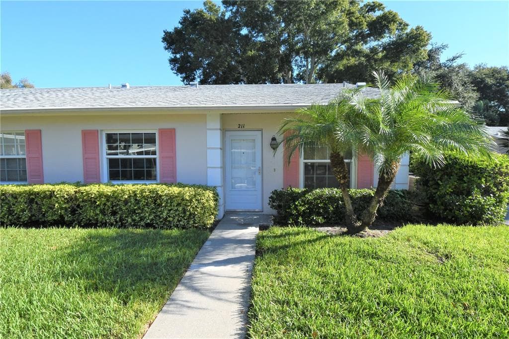 1535 NURSERY ROAD UNIT 211 CLEARWATER, FL 33756