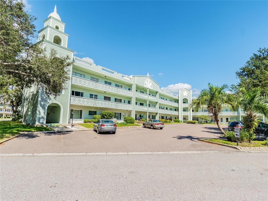 2256 PHILIPPINE DRIVE UNIT 30 CLEARWATER, FL 33763