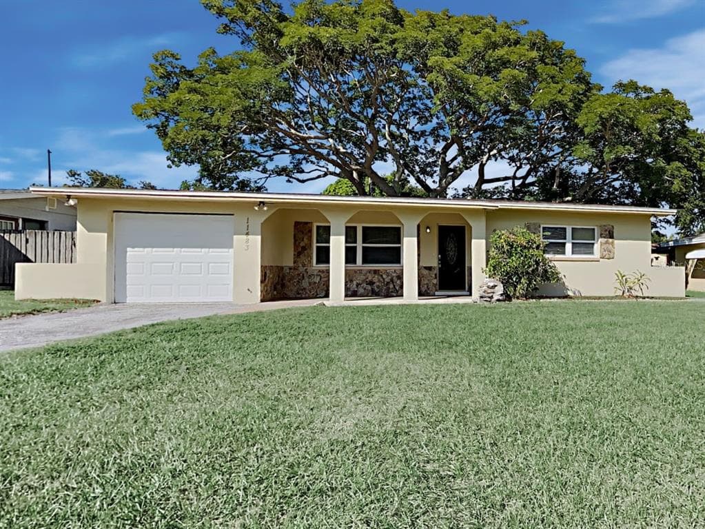 11483 76TH AVENUE SEMINOLE, FL 33772