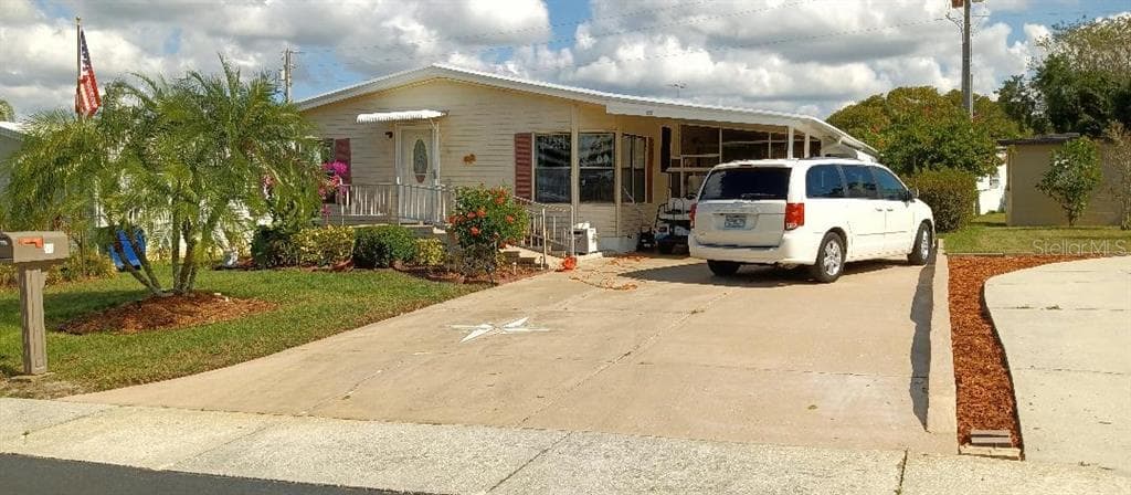 50 LEXINGTON COURT UNIT 19 PALM HARBOR, FL 34684