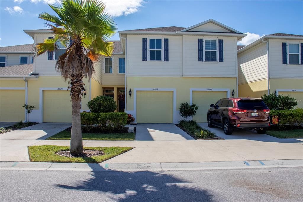 10823 VERAWOOD DRIVE RIVERVIEW, FL 33579