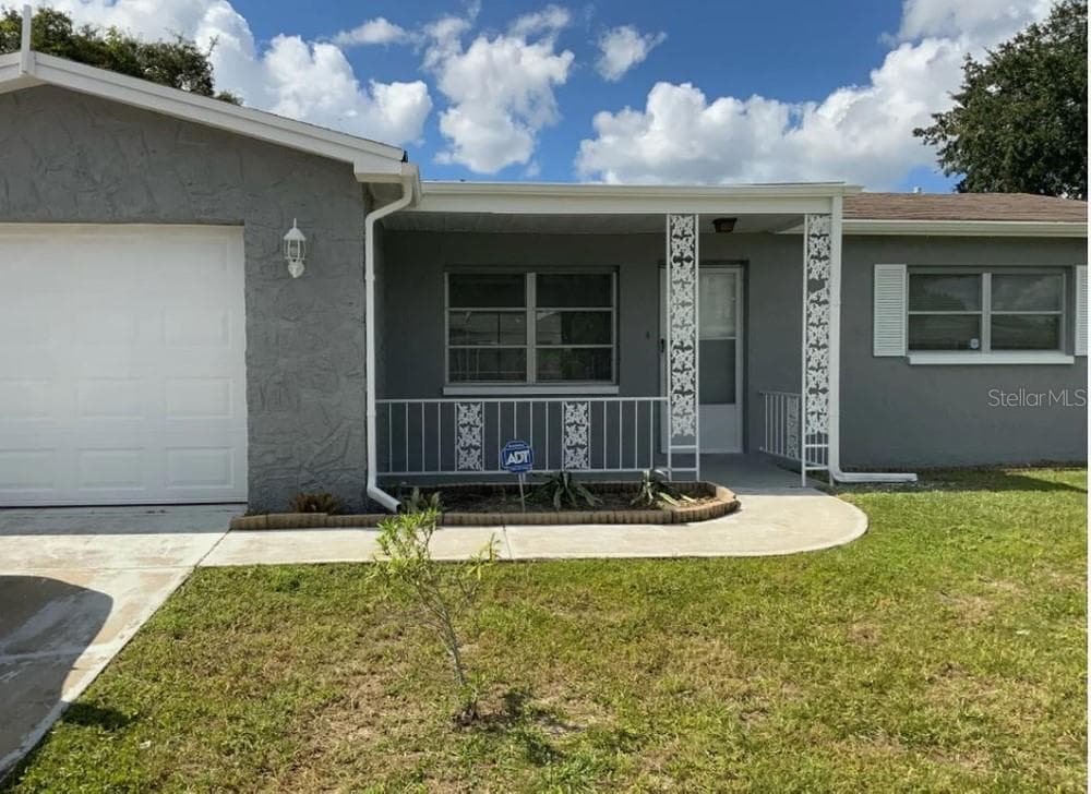 9743 MOREHEAD LANE PORT RICHEY, FL 34668