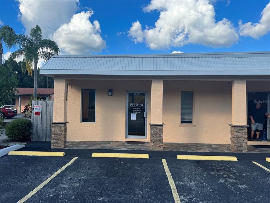 5308 W US HWY 92 PLANT CITY, FL 33566
