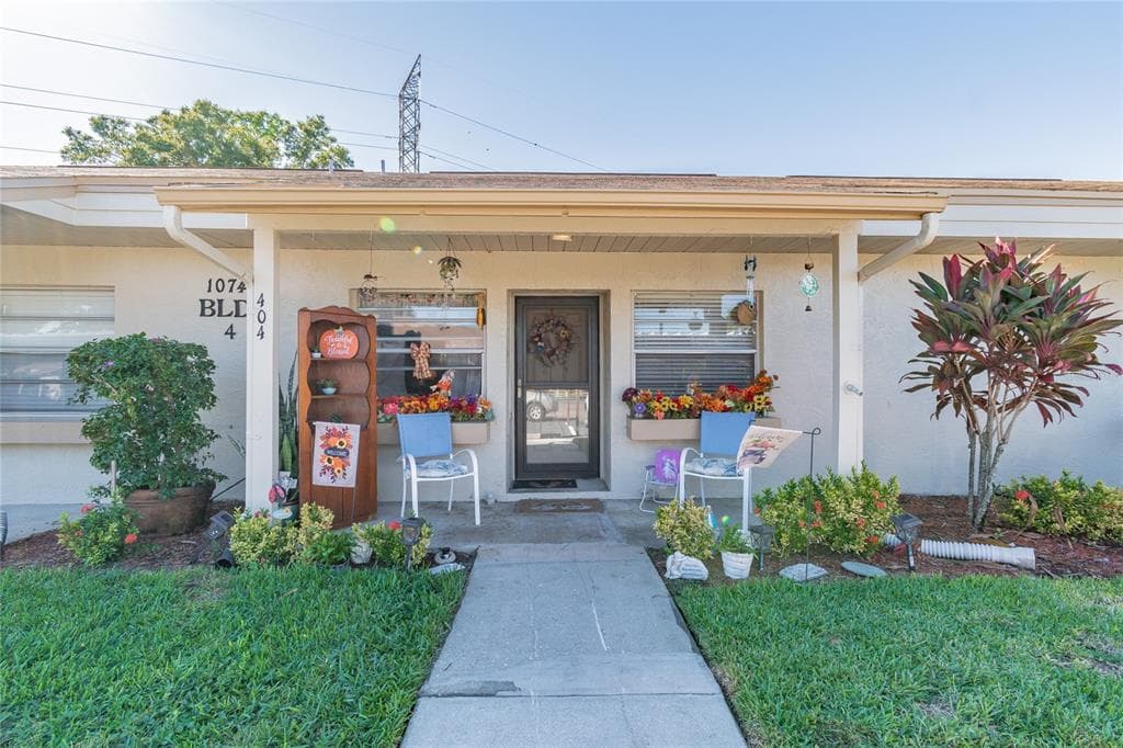 10740 43RD STREET N UNIT 404 CLEARWATER, FL 33762