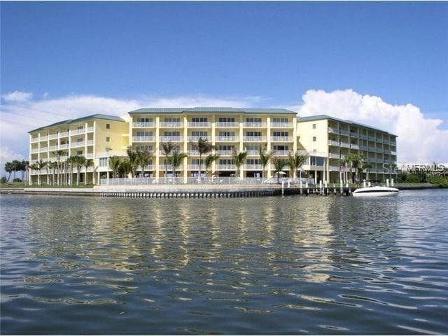 8800 BAY PINES BOULEVARD UNIT 306 ST PETERSBURG, FL 33709