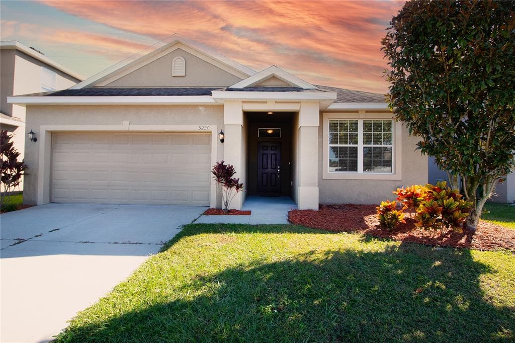5220 KRENSON WOODS WAY LAKELAND, FL 33813
