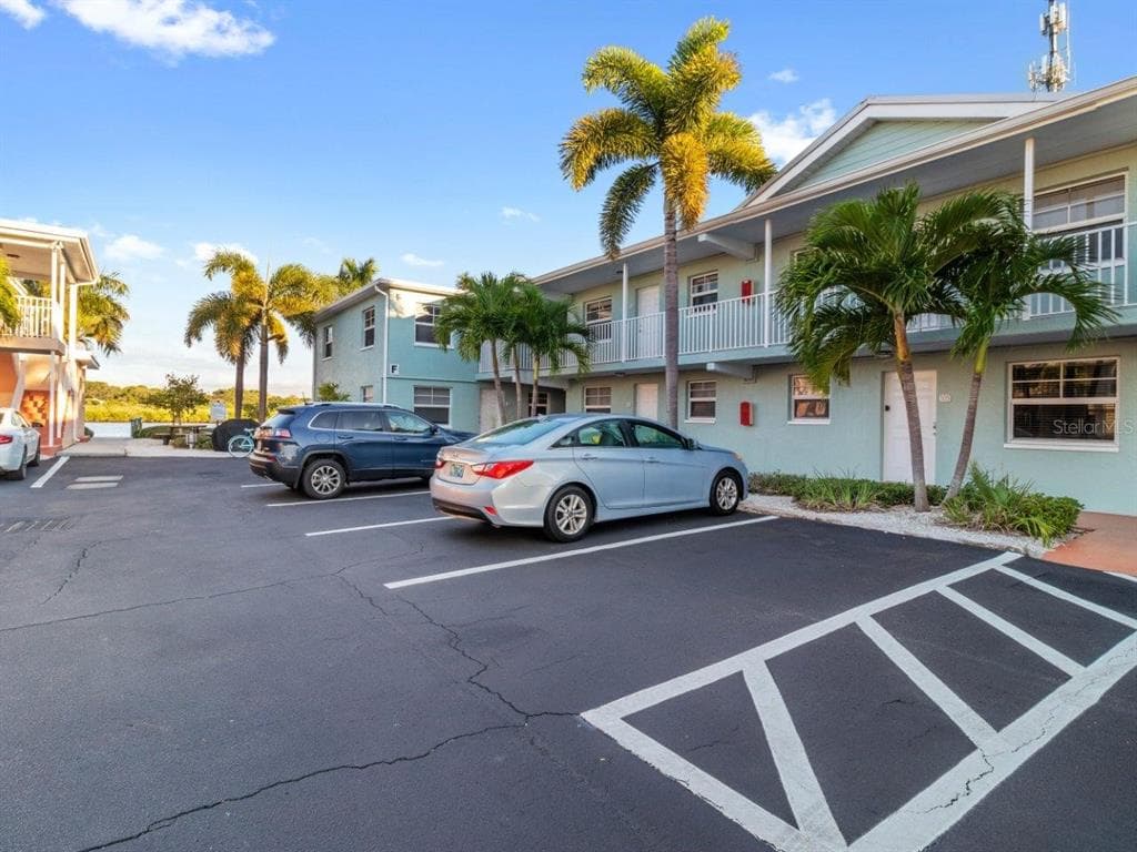 19417 GULF BOULEVARD W UNIT F-204 INDIAN SHORES, FL 33785