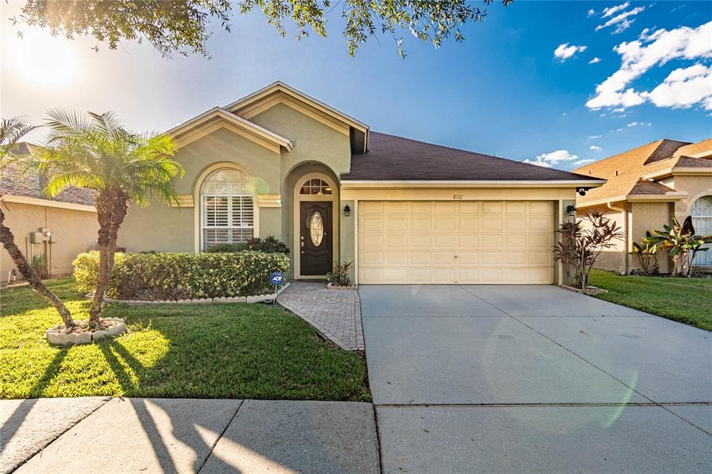 8907 SOUTHBAY DRIVE TAMPA, FL 33615