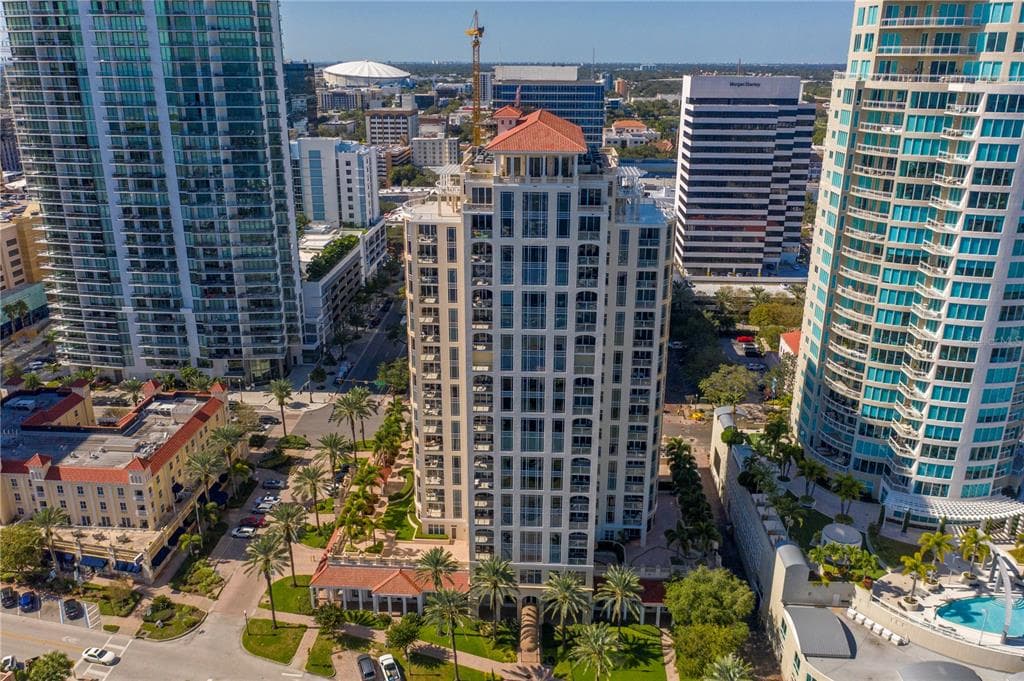 100 BEACH DRIVE NE UNIT 1801 ST PETERSBURG, FL 33701