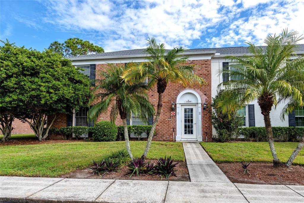 13695 ORANGE SUNSET DRIVE UNIT 103 TAMPA, FL 33618