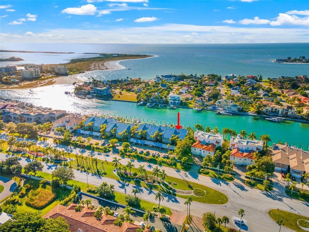 900 PINELLAS BAYWAY S UNIT 213 TIERRA VERDE, FL 33715
