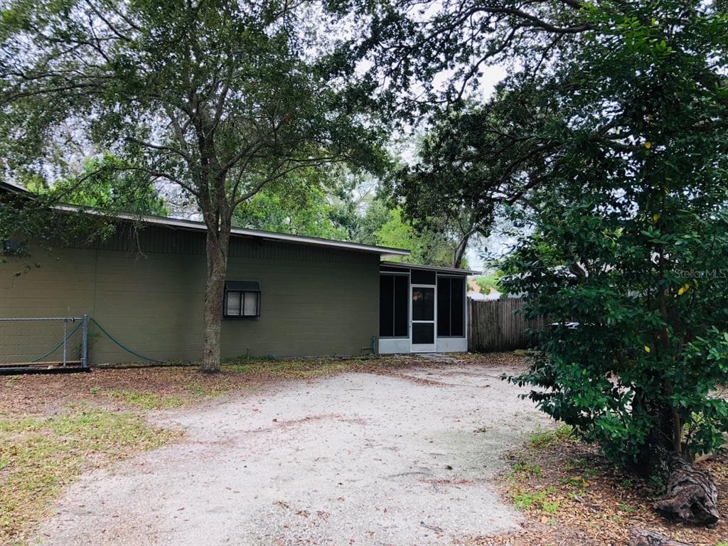 5001 48TH AVENUE N ST PETERSBURG, FL 33709