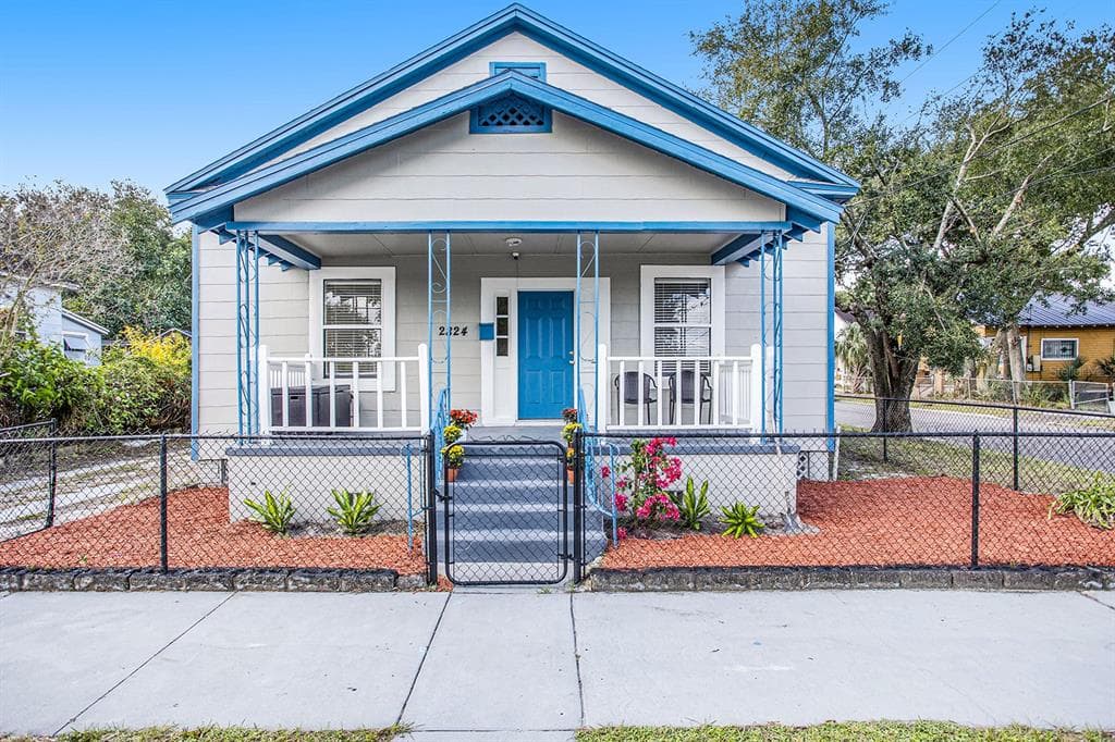 2824 N 19TH STREET TAMPA, FL 33605