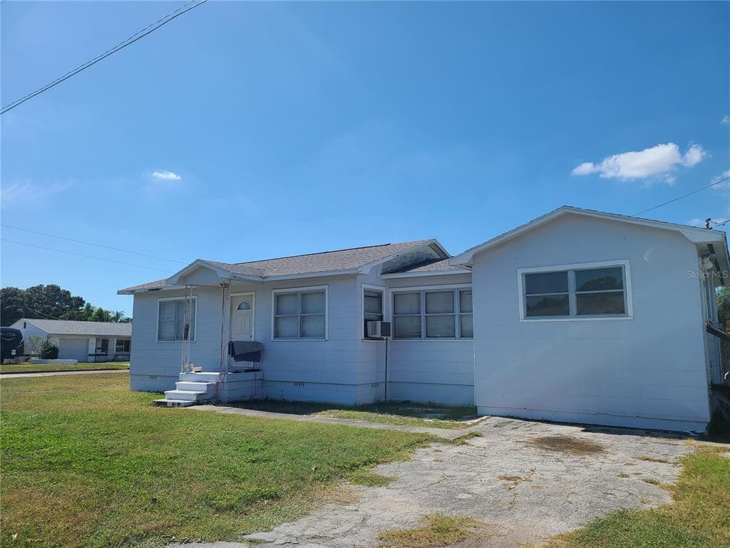 440 42ND STREET N ST PETERSBURG, FL 33713