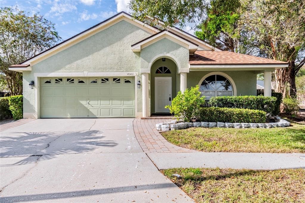 4503 PERDITA LANE LUTZ, FL 33558