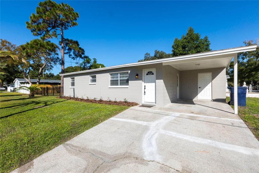 6521 S ENGLEWOOD AVENUE TAMPA, FL 33611