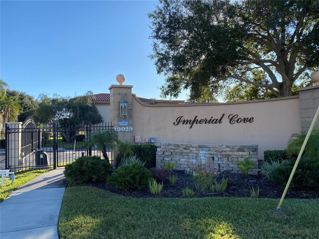 19029 US HIGHWAY 19 N UNIT 4-1 CLEARWATER, FL 33764
