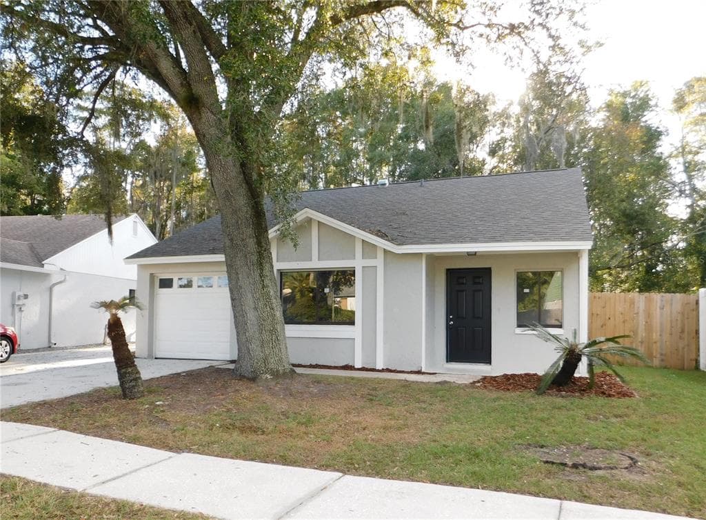 12330 WITHERIDGE DRIVE TAMPA, FL 33624
