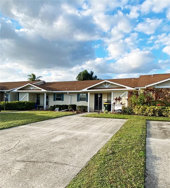 4724 GRANADA BOULEVARD SEBRING, FL 33872