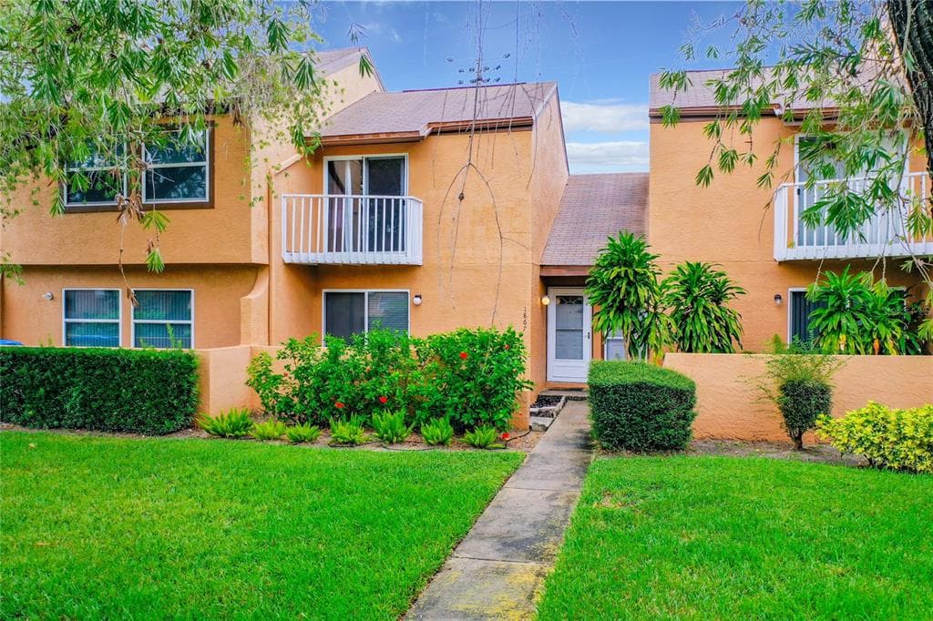 1867 CLEARBROOKE DRIVE UNIT 1867 CLEARWATER, FL 33760