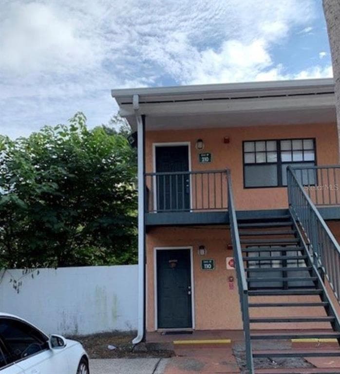 321 OAK ROSE LANE UNIT 210 TAMPA, FL 33612