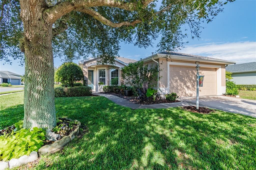 27101 GREENFLY ORCHID LANE LEESBURG, FL 34748